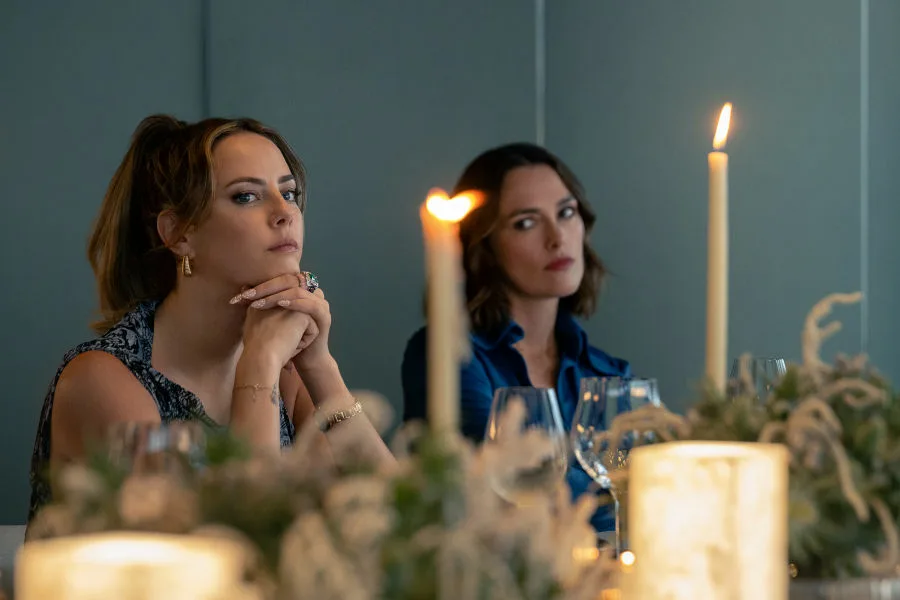 10號艙房的女人 Netflix新片 電影 媒體採購 廣編稿 廣告合作 懸疑推理 豪華遊艇 綺拉奈特莉 露絲韋爾 兇案謎團 Netflix影集