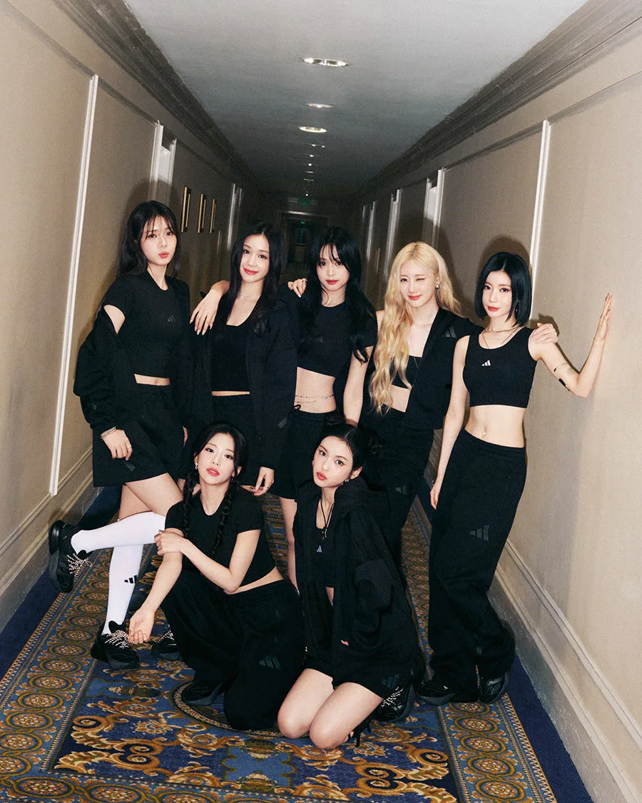 adidas ZNE、BABYMONSTER、Lamine Yamal、Z世代、運動時尚、adidas黑標、連帽外套