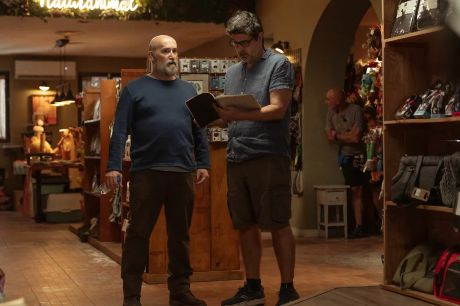 Netflix新片 電影 媒體採購 廣編稿 廣告合作 異業合作 互惠 53 個週日 電影影評解析  53 Sundays 西班牙劇情片 推薦  老父照顧 養老院 爭議 兄弟姊妹 心理學  卡門·馬奇 哈維爾·卡馬拉 演技對決  家庭聚會 失控 荒謬 爆笑 電影結局  2026 必看親情倫理劇集 深度觀察