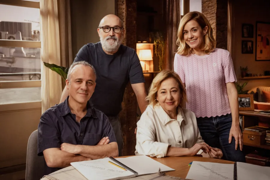 Netflix新片 電影 媒體採購 廣編稿 廣告合作 異業合作 互惠 53 個週日 電影影評解析  53 Sundays 西班牙劇情片 推薦  老父照顧 養老院 爭議 兄弟姊妹 心理學  卡門·馬奇 哈維爾·卡馬拉 演技對決  家庭聚會 失控 荒謬 爆笑 電影結局  2026 必看親情倫理劇集 深度觀察