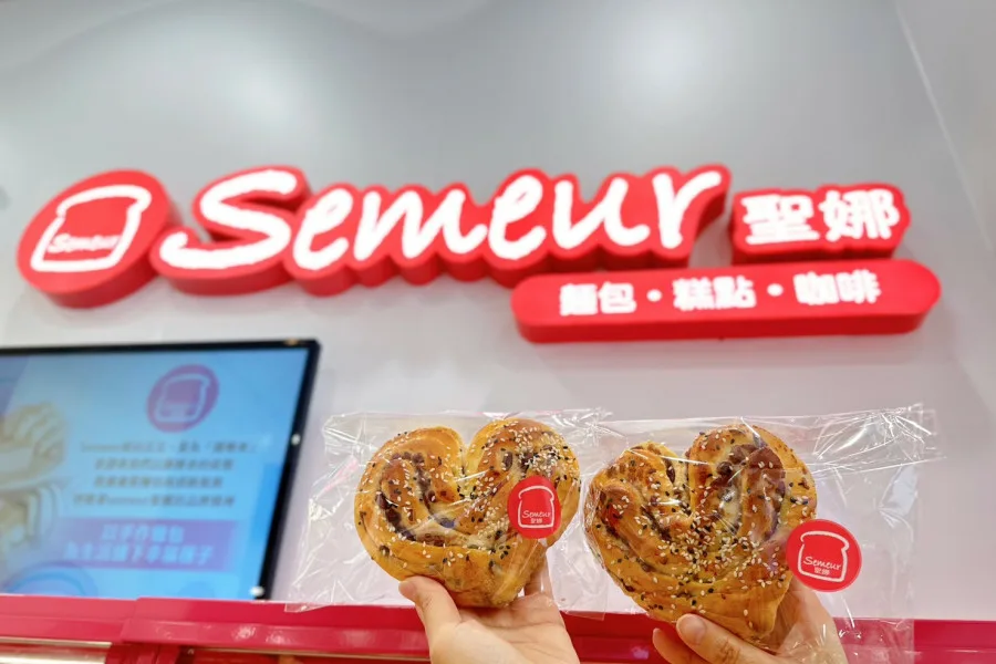 媒體採購 統一企業 7-ELEVEN 母親節 Love mom 空運進口康乃馨 媽媽 MisterDonu 聖娜