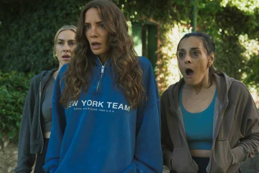 Netflix 新片 媒體採購 廣編稿 廣告合作 異業合作 互惠 大男人注意 Alpha Males Season 5  費爾蘭多吉爾 Fernando Gil  2026 影集 大男人注意  瑪麗亞赫瓦斯 María Hervás  西班牙喜劇 性別政治 離婚  父權公社 男子氣概 影集