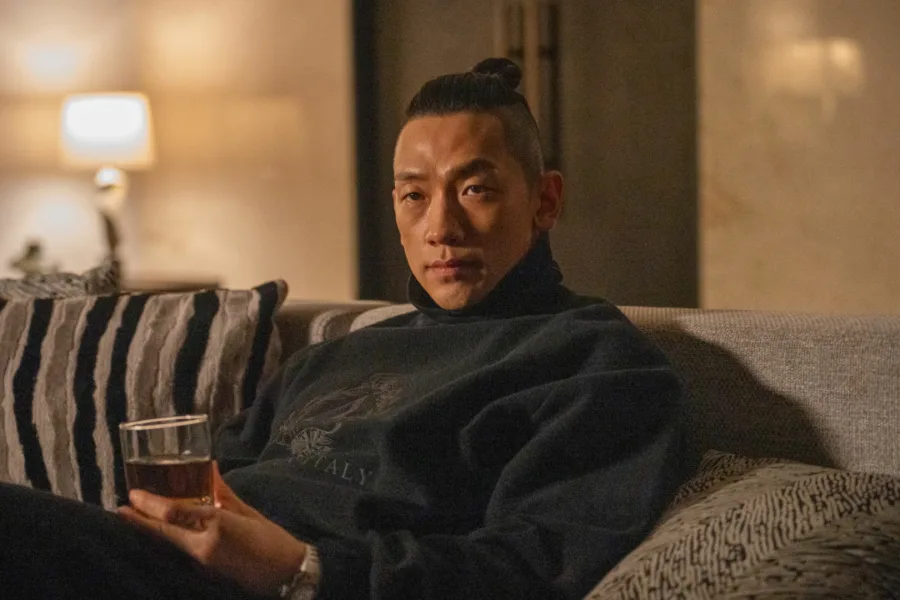 Netflix 新片 媒體採購 廣編稿 廣告合作 異業合作 互惠 獵犬2 Rain 影評 禹棹奐 李相二 動作影集  Bloodhounds Season 2 解析 地下拳擊 暴力美學  韓劇推薦 驚悚動作 2026 評價 深度導讀  正拳出擊 階級復仇 