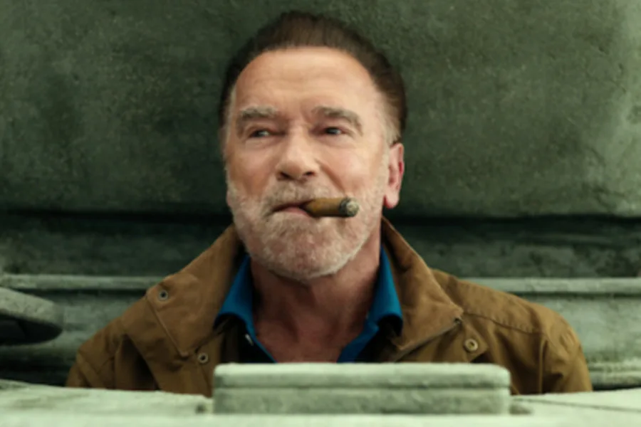 FUBAR Netflix 新片 媒體採購 FUBAR第2季 阿諾史瓦辛格 凱莉安摩絲 莫妮卡巴巴羅 6月12日 動作喜劇