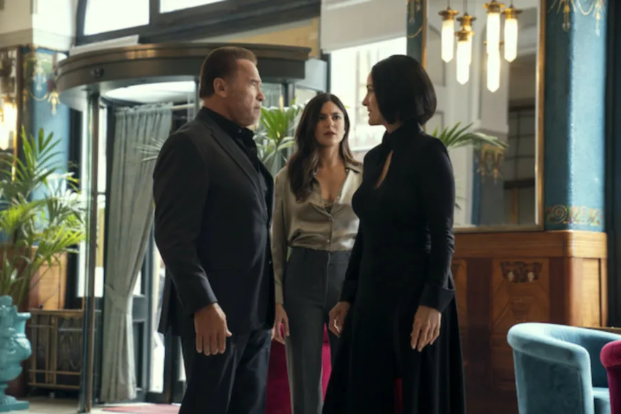 FUBAR Netflix 新片 媒體採購 FUBAR第2季 阿諾史瓦辛格 凱莉安摩絲 莫妮卡巴巴羅 6月12日 動作喜劇