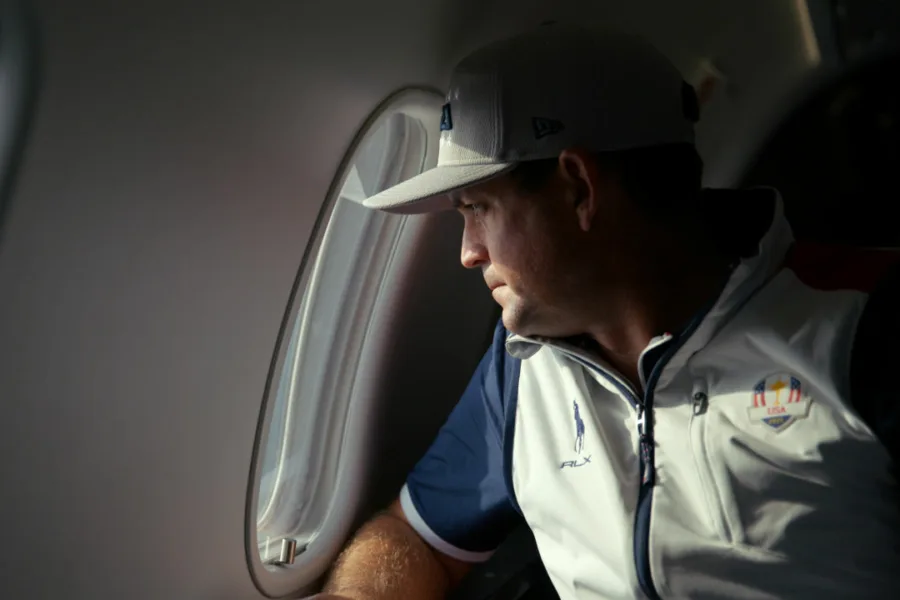 Netflix 新片 媒體採購 廣編稿 廣告合作 異業合作 互惠 全力揮桿 高爾夫大滿貫之路 Full Swing  麥克羅伊 Rory McIlroy 史考提薛夫勒 Scottie Scheffler  2026 影集 全力揮桿：高爾夫大滿貫之路 第四季  PGA 巡迴賽 紀錄片 職業高爾夫 球員  體育 運動 勝利與失落 心理素質  運動影集 紀錄片系列 麥克羅伊