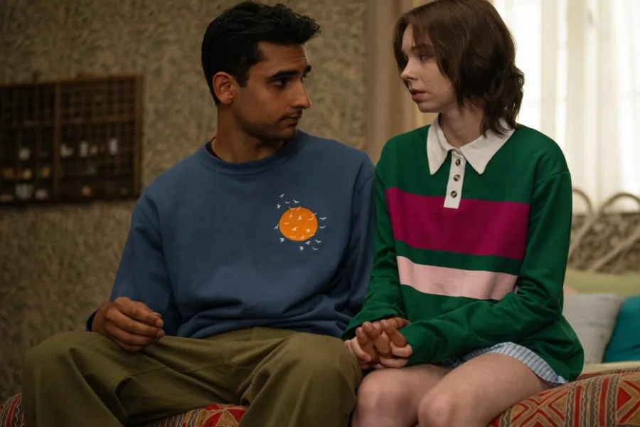 Netflix 新片 媒體採購 廣編稿 廣告合作 異業合作 互惠 好女孩的謀殺調查報告 A Good Girl's Guide to Murder  艾瑪邁爾斯 Emma Myers 札恩伊克巴爾 Zain Iqbal  2026 影集 好女孩的謀殺調查報告 第二季  驚悚 懸疑推理 證人失蹤 小琵  安蒂貝爾案 傑米雷諾茲 正義代價  英國懸疑小說改編 驚悚影集 艾瑪邁爾斯