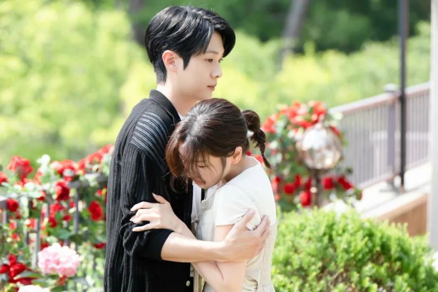 宇宙Marry Me？ disney 迪士尼 崔宇植、庭沼珉、裴奈拏、申瑟琪、徐范俊