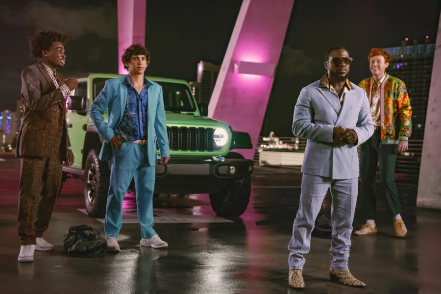 Netflix新片 電影 媒體採購 廣編稿 廣告合作 異業合作 互惠 大叔亂入 72 小時 72 HOURS Kevin Hart  大叔亂入 72 小時 美式喜劇 職涯危機 Marcello Hernández  2026 電影 大叔亂入 72 小時 跨世代衝突 單身派對  Mason Gooding 狂野派對 Z世代 聊天群組 社交演算  大叔亂入 72 小時 72 HOURS 黑色幽默 高階主管  電影 大叔亂入 72 小時 Kam Patterson Ben Marshall