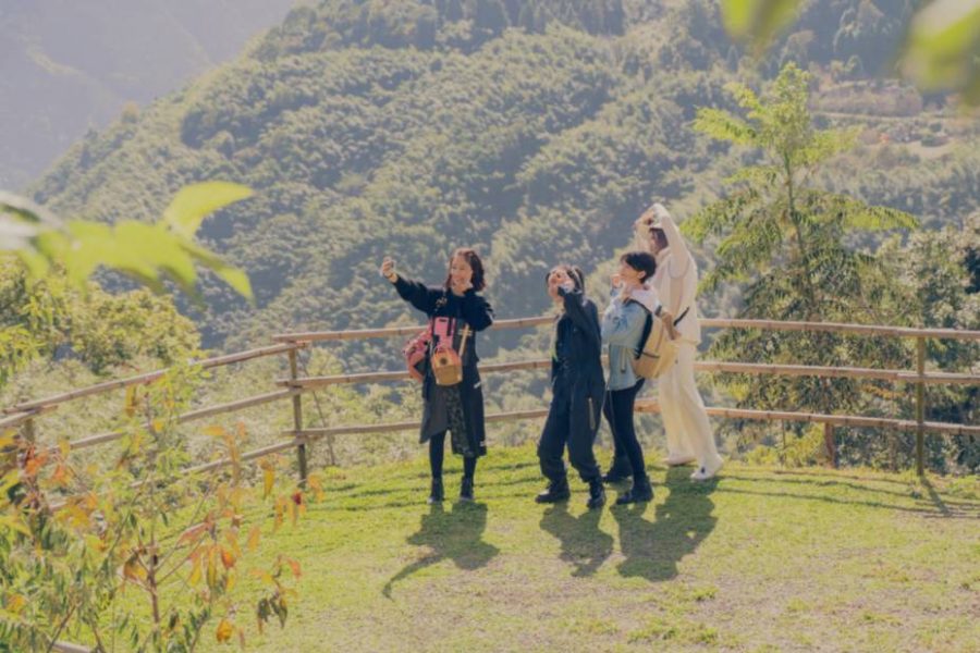 光露營就很忙了 林心如 楊謹華 郭雪芙 謝欣穎 江宜蓉 華燈初上