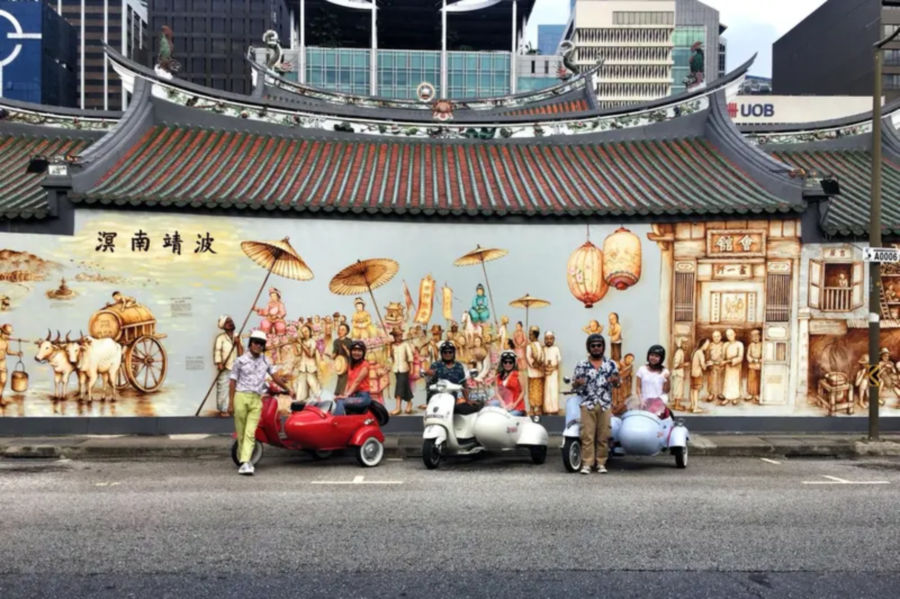 加入新加坡復古邊車文化遺產之旅，搭乘可愛的Vespa邊車漫遊歷史巷弄