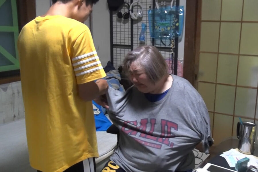 公視主題之夜SHOW 鄧惠文 親職化兒童 困境