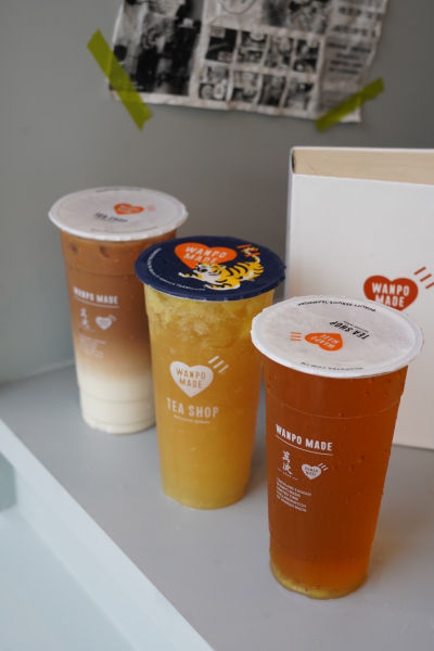 萬波推出強勢新品「春橙綠茶」、「愛玉春橙」開啟聯名序幕