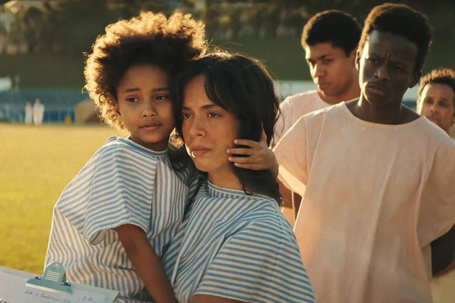 Netflix 新片 媒體採購 廣編稿 廣告合作 異業合作 互惠 影評 強尼馬薩羅 萊安德拉萊爾  Radioactive Emergency 解析 巴西真實事件 輻射災難  醫療驚悚影集 物理學家 醫學倫理 2026 影集推薦  巴西影視 歷史事件改編 災難心理學 角色解析 評價  放射性危機 劇情提要 巴西驚悚片 社會批判 導讀  拉丁美洲災難影像 醫療前線 輻射危害 社會調查 評論