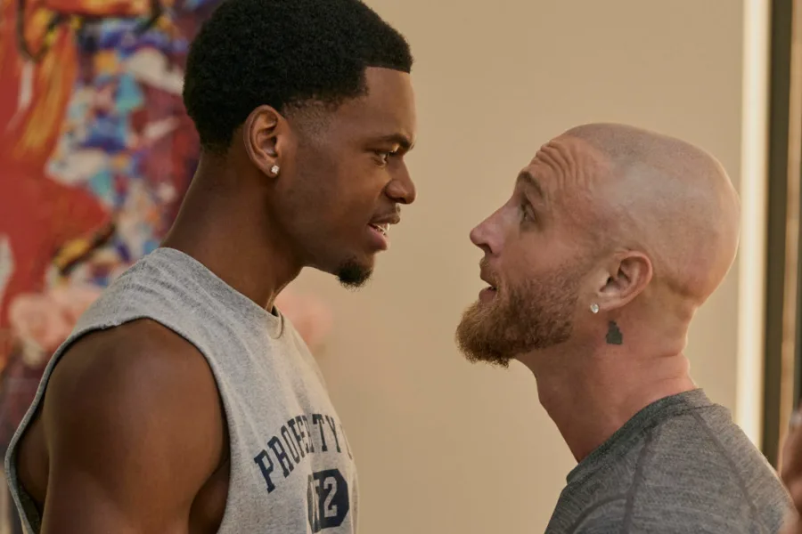 Netflix 新片 媒體採購 廣編稿 廣告合作 異業合作 互惠 逆轉狂籃 第二季 影評 凱特哈德森  Running Point Season 2 角色心理 家族權力鬥爭  洛杉磯波濤隊 體育經營 職場喜劇 深度解析  賈斯汀瑟魯斯 敏迪卡靈 監製 喜劇 推薦  女性領導力 職場政治 籃球影集 評價  2026 必看美劇 角色成長 影像美學 導讀