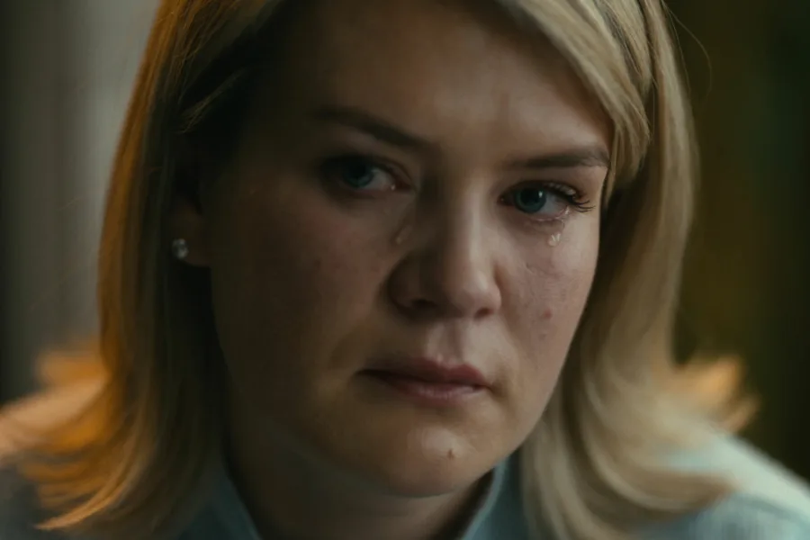 Netflix 新片 媒體採購 廣編稿 廣告合作 異業合作 互惠 兇手嫁不嫁：未婚妻搜證實錄 Should I Marry A Murderer?  卡洛琳繆爾海德 Caroline Muirhead  2026 影集 兇手嫁不嫁：未婚妻搜證實錄  英國犯罪實錄 Tinder 詐騙 命案  法醫病理學家 消失的屍體 秘密搜證  犯罪影集 致命婚約 道德抉擇