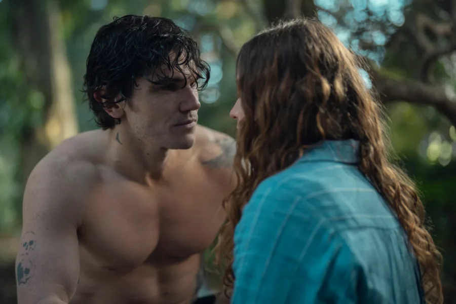 Netflix 新片 媒體採購 廣編稿 廣告合作 異業合作 互惠 非選之人 Unchosen  蘿西 亞當 山姆 驚悚影集  2026 英國驚悚影集 非選之人 第一季  宗教驚悚 封閉社區 越獄犯 心理博弈  非選之人 秘密過去 信仰危機 生存抉擇  影集 非選之人 犯罪 救贖 懸疑