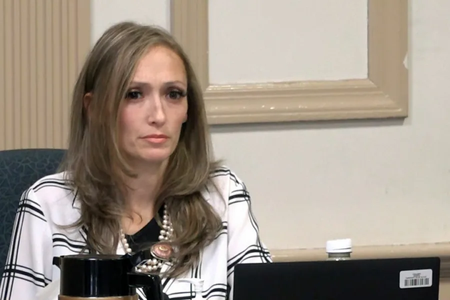 Netflix新片 電影 媒體採購 廣編稿 廣告合作 異業合作 互惠 Untold: The Shooting at Hawthorne Hill  邁克爾巴里索內 Michael Barisone  2026 紀錄片 體壇祕話：馬術名將槍擊案  奧運馬術師 霍桑山莊 犯罪  體育紀錄片 社交媒體 監聽  花式馬術 師徒糾紛 槍擊案