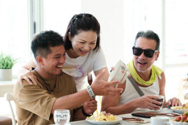 阮三个 楊貴媚 施名帥 温貞菱 林柏宏 黃瀞怡 小薰 黃仲崑 黃遠暢