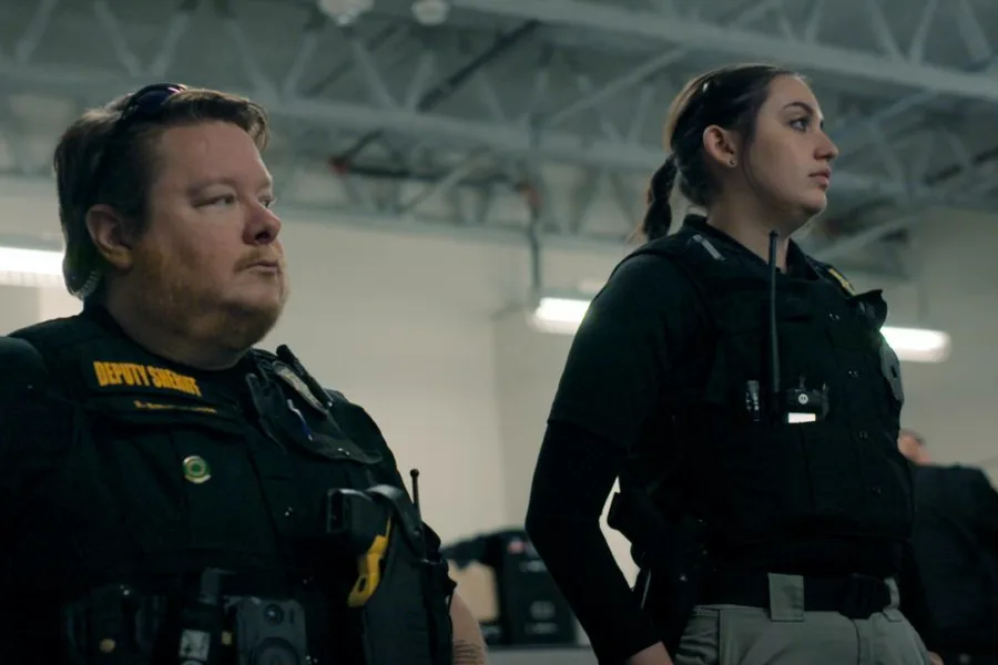 失蹤調查組：生死未卜  Netflix 新片 媒體採購 廣編稿 廣告合作 異業合作 失蹤調查組 真實罪案 靈魂交換 家庭喜劇 深夜失蹤 警方偵查 四人換身 爆笑續集 現場重現 懸念結尾 社會議題 紀錄巔峰