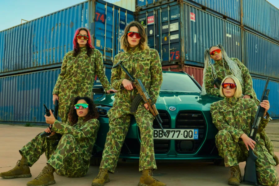 Netflix 新片 媒體採購 廣編稿 廣告合作 異業合作 互惠 搶錢女王團 Cash Queens 法國原創影集 女性搶劫喜劇 靈魂交換 Netflix原創