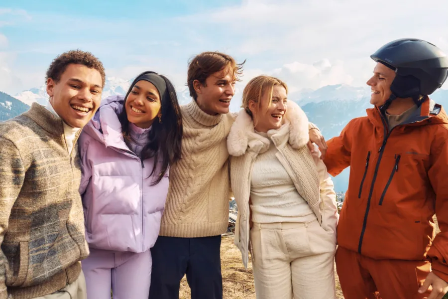 Netflix 新片 媒體採購 廣編稿 廣告合作 異業合作 互惠 鍍金盛夏 High Tides  彭琳哲思 Pommelien Thijs  威廉德史開福 Willem De Schryver  以萊亞阿爾泰納 Eliyha Altena  丹史胡曼斯 Daan Schuurmans  比利時影集