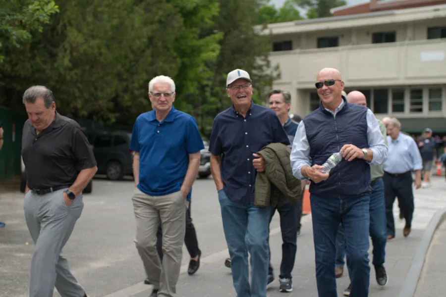 Netflix 新片 媒體採購 廣編稿 廣告合作 異業合作 互惠 奧運奇蹟 1980美國國家男子冰球隊 Miracle: The Boys of '80  冰上奇蹟紀錄片  1980 普萊西德湖冬奧  冷戰體育歷史  弱者逆襲傳奇