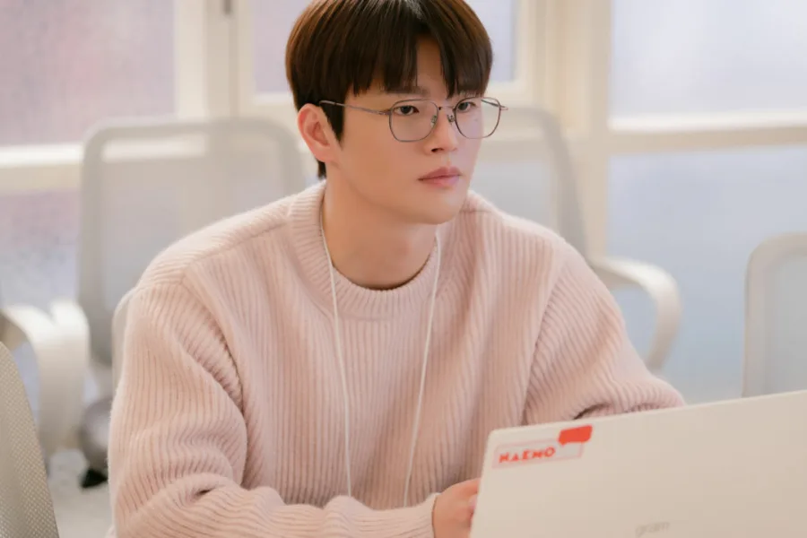 Netflix 新片 媒體採購 廣編稿 廣告合作 異業合作 互惠 訂閱男友 Boyfriend on Demand  Jisoo 徐仁國  徐康俊 李洙赫 李宰旭  朴宰範 Jay Park 金永大 李相二  浪漫喜劇 韓劇  2026 影集 訂閱男友