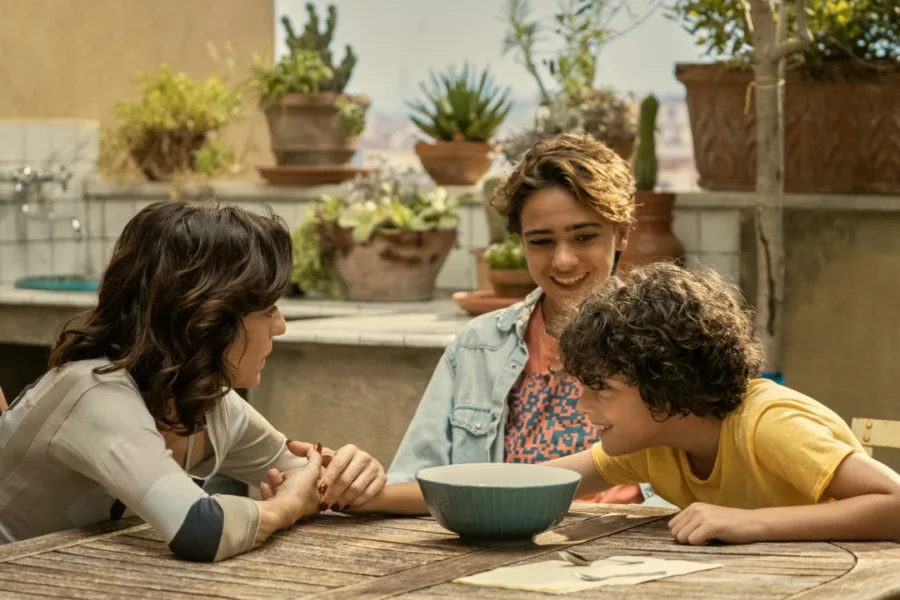 Netflix 新片 媒體採購 廣編稿 廣告合作 異業合作 互惠 家事故事 My Family Season 2 費斯托 / Fausto 另類家庭 / Unconventional Family 父愛告別 / Fatherly Farewell 生死與愛 / Life Death and Love 家庭救贖 / Family Redemption