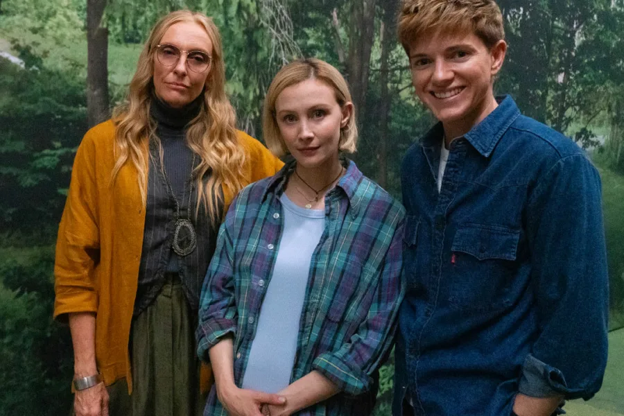 幽鎮異校 Netflix 新片 媒體採購 Wayward 懸疑影集 Toni Collette Mae Martin 高松學園