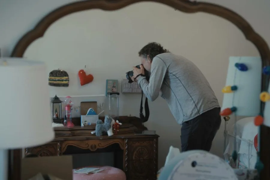 孩子的空睡房 Netflix新片 電影 媒體採購 廣編稿 廣告合作 異業合作 校園槍擊 紀錄片 史蒂夫哈特曼 Steve Hartman 盧博普 Lou Bopp 槍枝暴力 反槍枝 空睡房 家庭悲劇