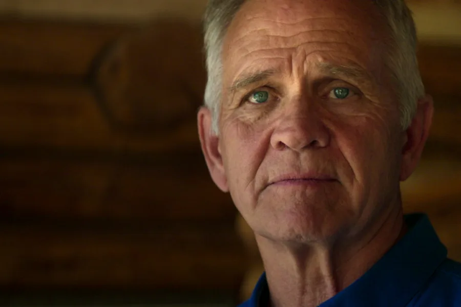 Netflix新片 電影 媒體採購 廣編稿 廣告合作 異業合作 互惠 在家消失的女孩 伊莉莎白史馬特綁架案 靈魂倖存者 布萊恩大衛米切爾 美國現代奇蹟 兒童安全倡議