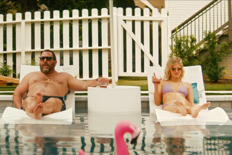 Netflix 新片 媒體採購 廣編稿 廣告合作 異業合作 互惠  放飛吧伯特 Free Bert  伯特克萊歇爾 Bert Kreischer 喜劇影集 比佛利山菁英教育 家庭文化衝擊