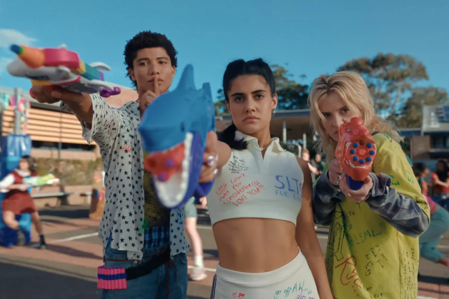 Netflix 新片 媒體採購 廣編稿 廣告合作 異業合作 互惠 心碎高中第3季 Heartbreak High Season 3  Ayesha Madon James Majoos  Chloe Hayden Asher Yasbincek  Thomas Weatherall Will McDonald  青春劇情 澳洲影集  2026 影集 心碎高中