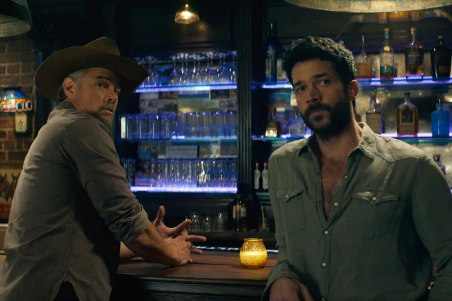 Netflix 新片 媒體採購 廣編稿 廣告合作 異業合作 互惠 蘭森峽谷 Ransom Canyon Season 2 喬許杜漢默  蘭森峽谷 第二季 劇情影集 敏卡凱莉 Josh Duhamel  2026 影集 泰登寇克蘭 雙K牧場  敏卡凱莉 Minka Kelly 遠距離戀愛 家族恩怨 德州小鎮  蘭森峽谷 Ransom Canyon 浪漫劇情片 情感獨立 治癒美學  影集 蘭森峽谷 昆茵歐奎迪 命運交織 生存演算