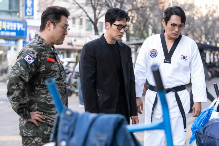 Netflix 新片 媒體採購 廣編稿 廣告合作 異業合作 互惠 金特務:本色回歸 Agent Kim 蘇志燮 / So Ji-sub 崔代勳 / Choi Dae-hoon 尹敬浩 / Yoon Kyung-ho 單親爸爸特工 / Single Dad Agent 父女救援 / Father Daughter Rescue
