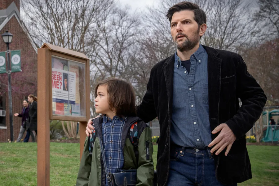 Netflix新片 電影 媒體採購 廣編稿 廣告合作 異業合作 互惠 耳語人 勞勃狄尼洛 亞當史考特 耳語人 電影 懸疑犯罪 蜜雪兒摩納漢 米高基頓 電影 耳語人 約翰卡羅林區 漢米許林克萊特 耳語人 The Whisper Man 歐文蒂格 暢銷小說改編 艾利克斯諾司 連環殺手 電影 耳語人 誘拐失蹤 前警探父親 懸疑驚悚