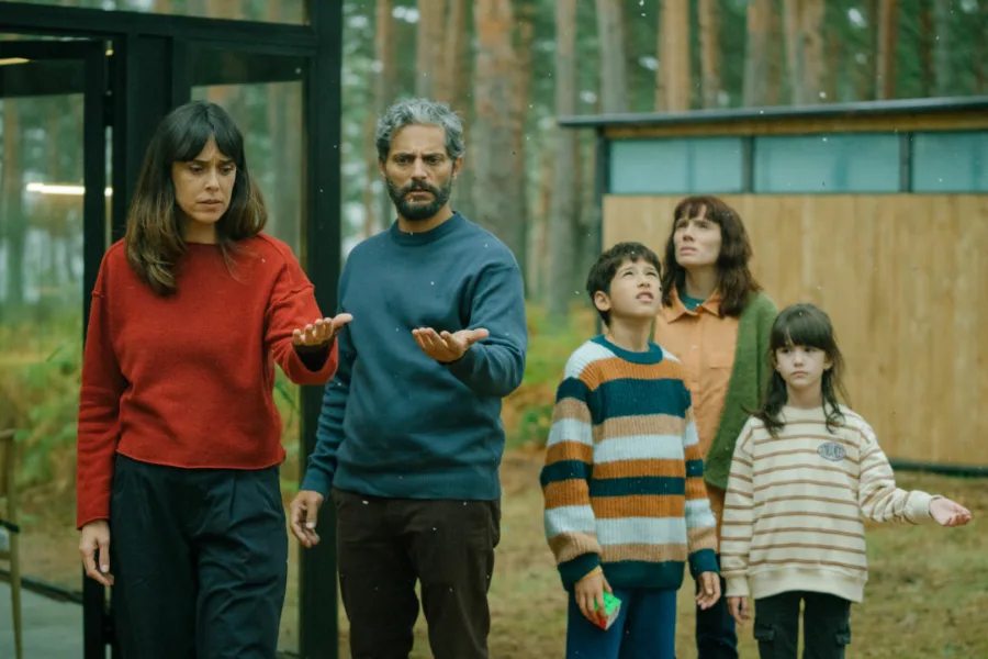 Netflix新片 電影 媒體採購 廣編稿 廣告合作 異業合作 互惠 浴火之森 Firebreak  Belén Cuesta  西班牙懸疑驚悚電影  森林大火失蹤案件