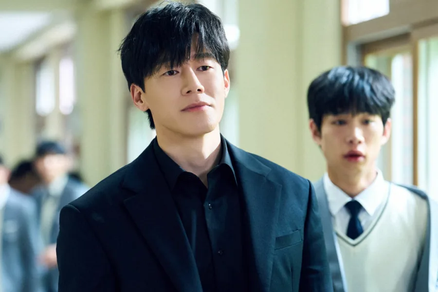 ▲《鐵拳教育》劇照 ( 圖 Netflix )