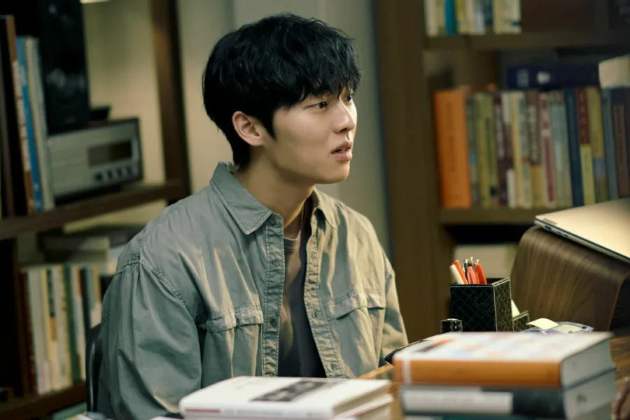 Netflix 新片 媒體採購 廣編稿 廣告合作 異業合作 互惠 Notes from the Last Row 崔岷植 末行手記 影集 崔顯旭 心理驚悚 2026 影集 末行手記 許峻豪 韓劇推薦 金倫珍 陳慶 許文悟 李強 師徒狂熱 末行手記 Notes from the Last Row 情感獨立 完美生活失控 影集 末行手記 不知名威脅 混亂任務 生存演算