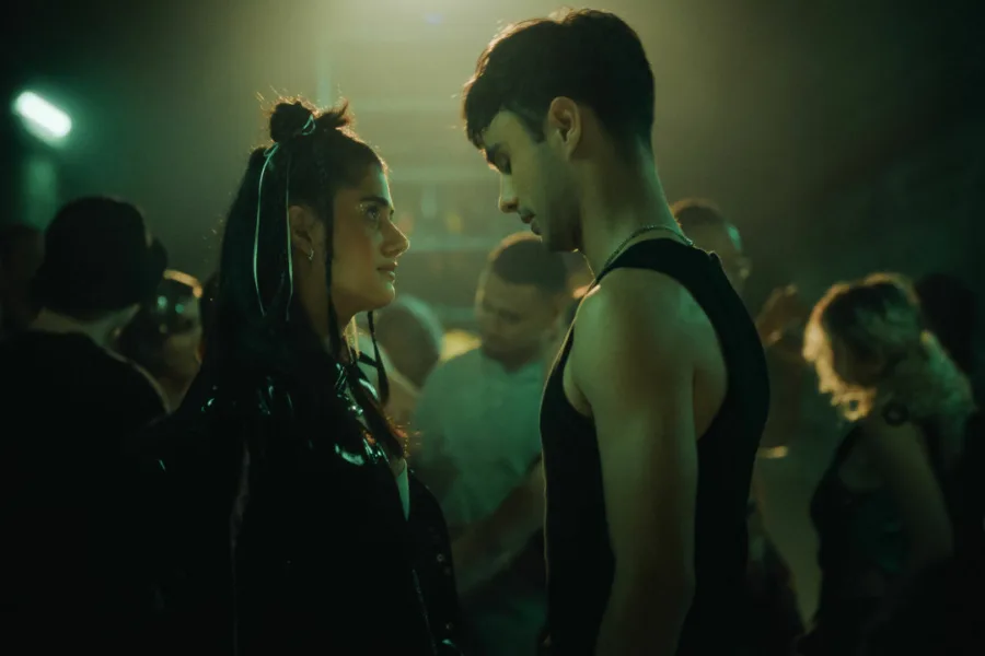 Netflix 新片 媒體採購 廣編稿 廣告合作 異業合作 互惠 心碎高中第3季 Heartbreak High Season 3 Ayesha Madon James Majoos Chloe Hayden Asher Yasbincek Thomas Weatherall Will McDonald 青春劇情 澳洲影集 2026 影集 心碎高中