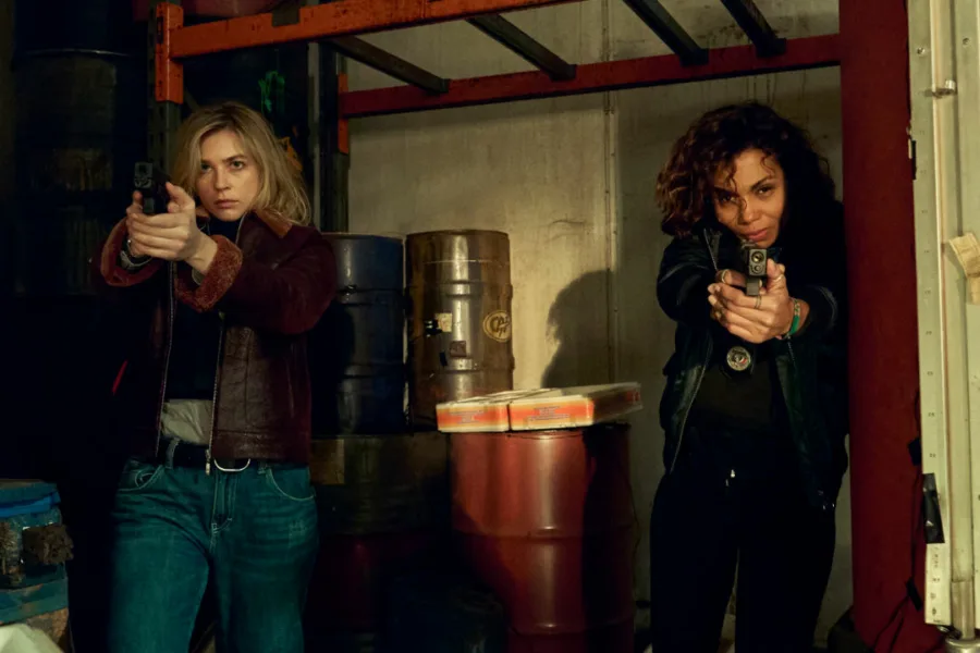 血紅海岸 Netflix新片 Blood Coast 奧利維耶·馬夏爾 佛蘿倫斯·湯瑪森  尼古拉·迪佛歇爾 泰菲克·傑拉布  薩米爾·波瓦塔德  伊迪爾·亞祖格利 珍妮·古爾索