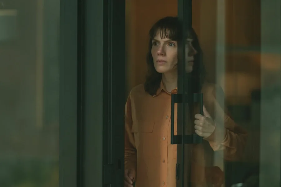 Netflix新片 電影 媒體採購 廣編稿 廣告合作 異業合作 互惠 浴火之森 Firebreak Belén Cuesta 西班牙懸疑驚悚電影 森林大火失蹤案件