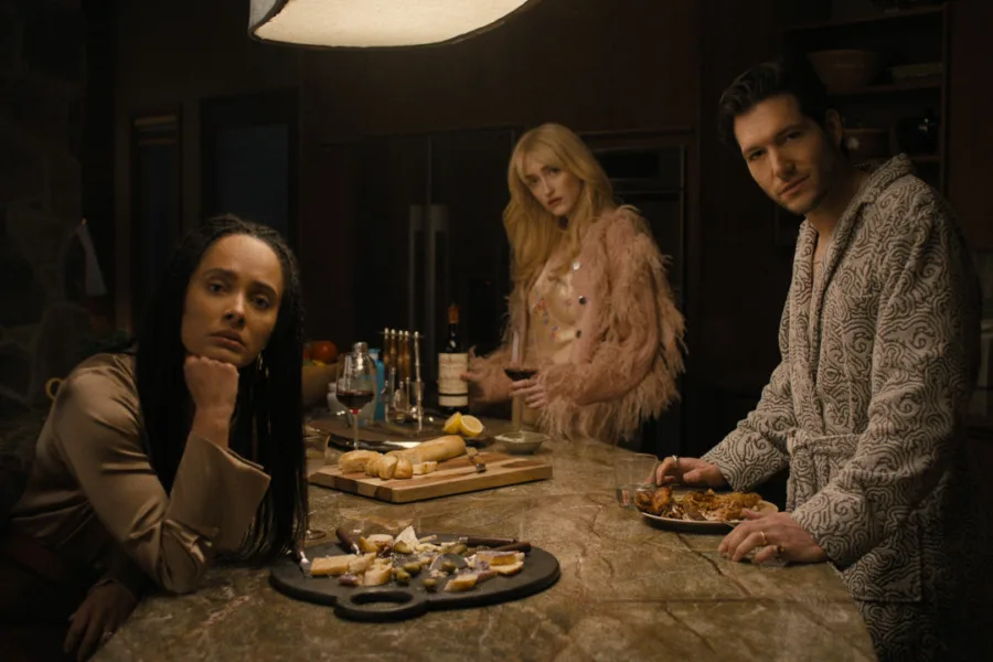 Netflix 新片 媒體採購 廣編稿 廣告合作 異業合作 互惠 命中婚劫 懸疑推理 恐怖影集  婚禮驚悚 劇情片 宿命論 悽慘終局 新娘新郎 心理壓迫 2026 驚悚新片