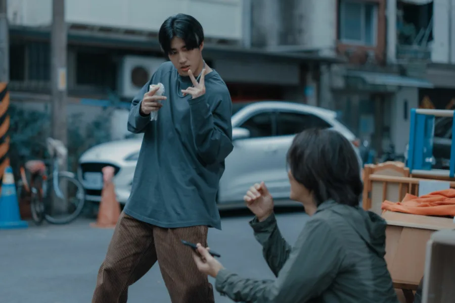 Netflix 新片 媒體採購 廣編稿 廣告合作 異業合作 互惠 百萬人推理 鄭伊健、婁峻碩、李霈瑜、王柏傑、李李仁、陳姸霏、項婕如、蔡凡熙、詹懷雲、楊懿軒、曾文翰 (阿翰)、洪千淑 (千千)、林羿禎 (琳妲)、江治緯 (草爺)、伍嘉緯 (鐵牛