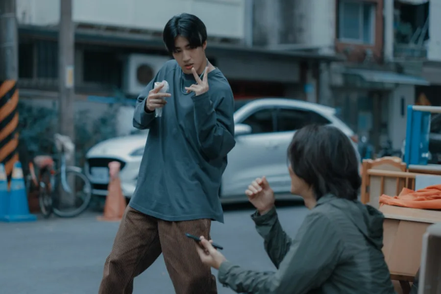 Netflix 新片 媒體採購 廣編稿 廣告合作 異業合作 互惠 百萬人推理 鄭伊健、婁峻碩、李霈瑜、王柏傑、李李仁、陳姸霏、項婕如、蔡凡熙、詹懷雲、楊懿軒、曾文翰 （阿翰）、洪千淑 (千千）、林羿禎 （琳妲）、江治緯 （草爺）、伍嘉緯 （鐵牛