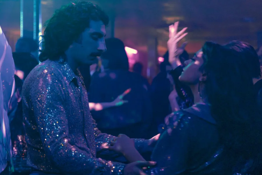 Netflix新片 電影 媒體採購 廣編稿 廣告合作 異業合作 互惠 偽術奇才 The Big Fake 驚悚劇情電影 藝術犯罪 贗品大師傳奇 羅馬時代劇