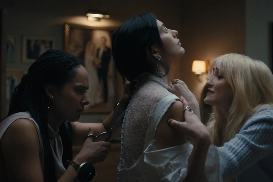 Netflix 新片 媒體採購 廣編稿 廣告合作 異業合作 互惠 命中婚劫 懸疑推理 恐怖影集  婚禮驚悚 劇情片 宿命論 悽慘終局 新娘新郎 心理壓迫 2026 驚悚新片