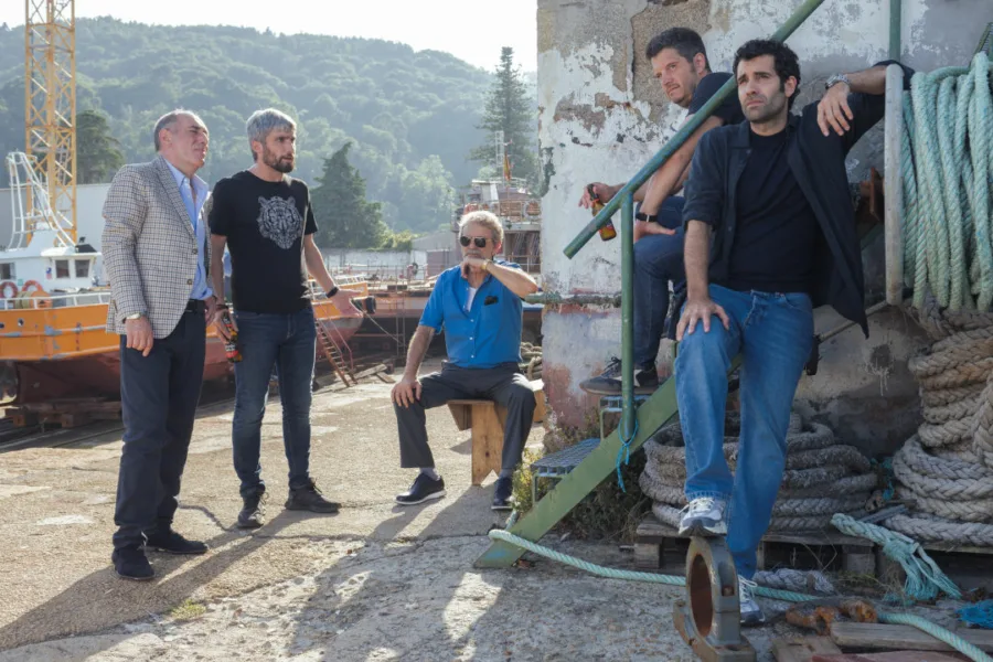 毒幫家族 Netflix新片 Clanesx 西班牙劇 驚悚劇 黑幫劇 克萊拉•拉戈 塔瑪爾•諾瓦斯 羅傑·古奧 Gangs of Galicia Season 2  Clara Lago Tamar Novas  西班牙 驚悚影集  Luis Zahera Miguel de Lira  2026 影集 毒幫家族  毒品交易 家族爭霸