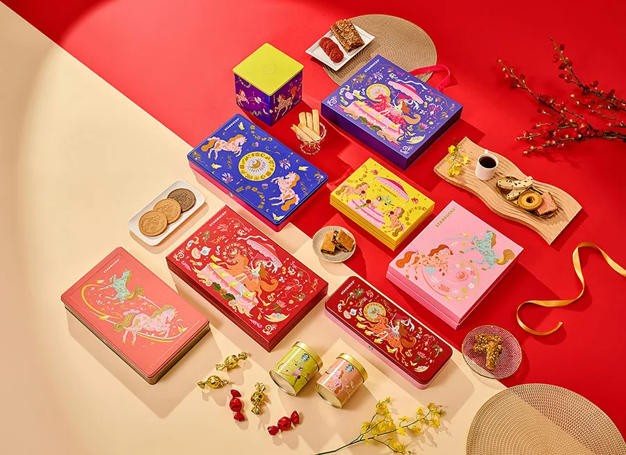 2026新年禮盒 星巴克馬年禮盒 春節送禮推薦 星河之馬 星巴克春節限定 馬年伴手禮 藝術家設計禮盒 2026吉祥話、2026新年、2026新年送禮、2026送禮、新年禮盒、新年送禮、馬年吉祥話、馬年禮盒、馬年送禮